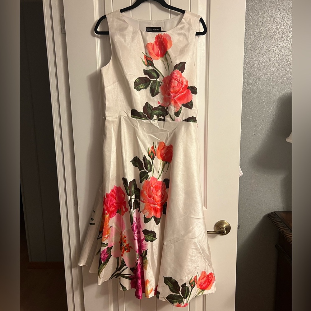 White Floral Jessica Howard Dress